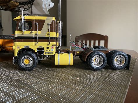 amt white freightliner dual drive scale plastic model truck my xxx hot girl