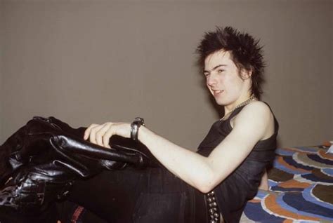 pin on it s a sid vicious thing