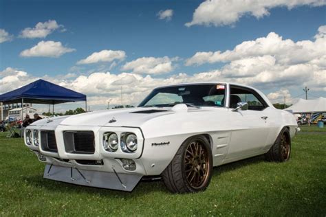 Jason Rescued This 1969 Pontiac Firebird From A Tree And Built It Into