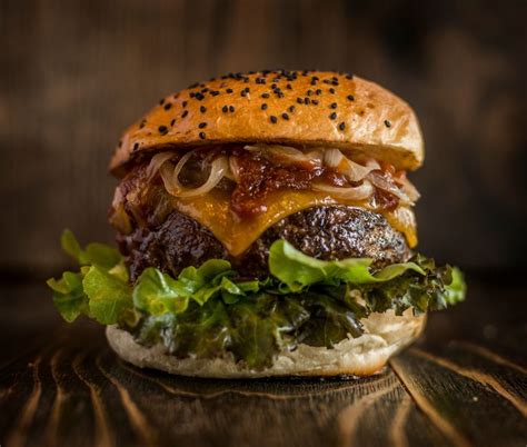 La lista de las mejores hamburguesas del DF continúa Hotbook Platos