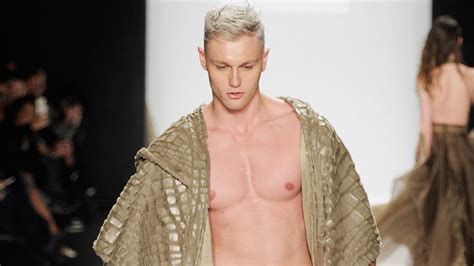 NSFW Naked Male Model Walks The Runway During New York Fashion Week See The Pics