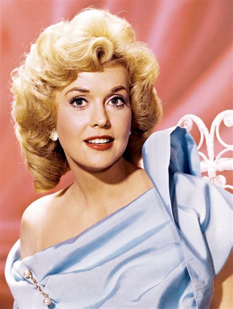 Donna Douglas | Miss and Mr. Golden Globes Through the Years | Us Weekly