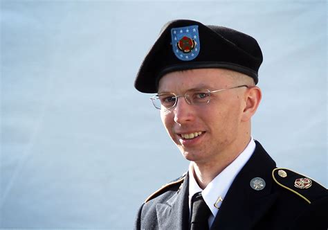 Chelsea Manning To Undergo Sex Reassignment Surgery