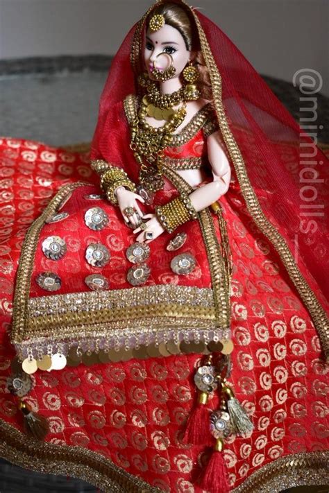 Basemenstamper Indian Bride And Groom Dolls