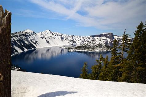 Crater Lake Scenary Stock Photo Image Of Rocky Nature 113849000