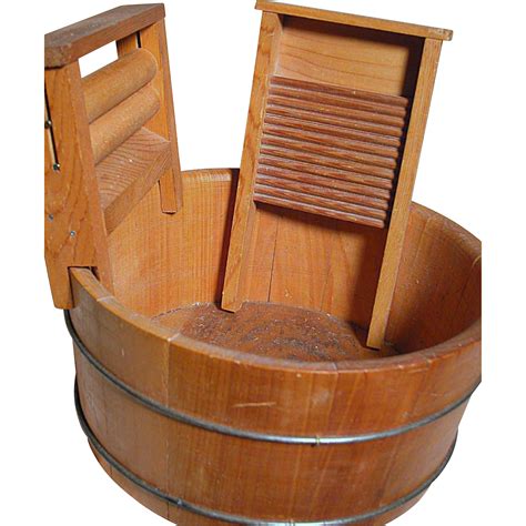 Vintage Wood Wash Tub With Wringer And Scrub Board From