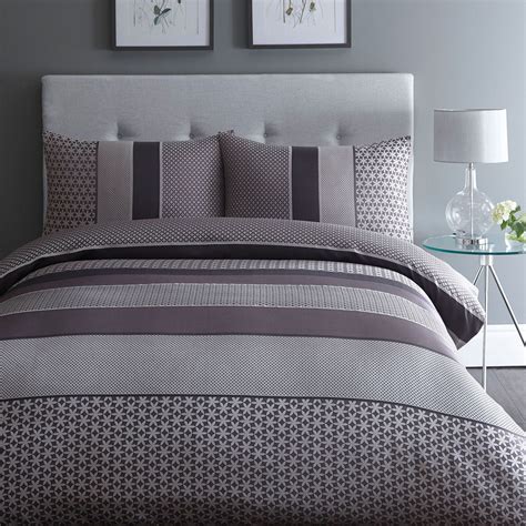 Home Collection Purple Jacquard Adelle Bedding Set From