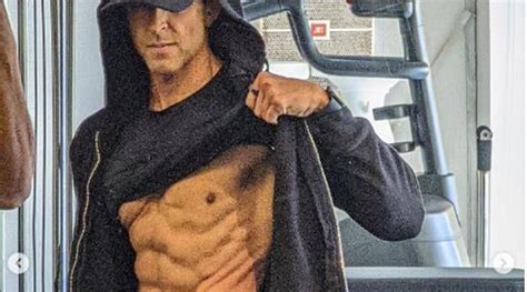 Heres How You Can Get Your Six Pack Abs Like Hrithik Roshan In Your S Health Specials News