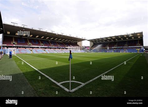 Turf Moor Stadium Hi Res Stock Photography And Images Alamy