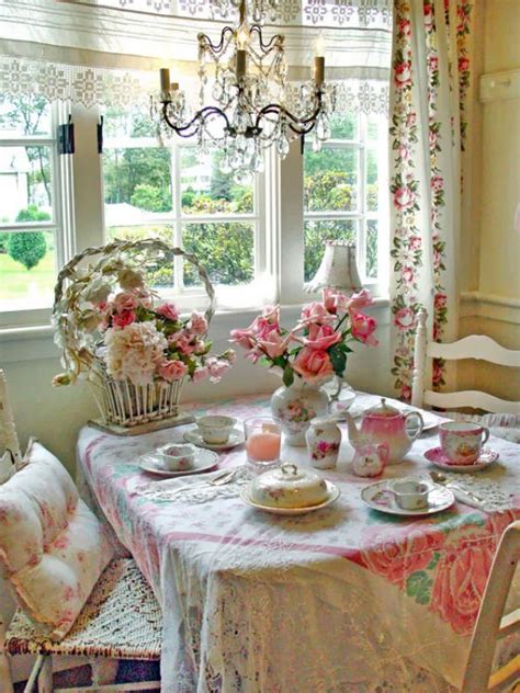 Shabby chic style are also known as cottage style. Shabby Chic Decor | HGTV