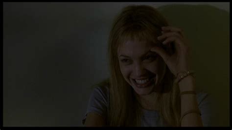 Angelina Jolie As Lisa Rowe In Girl Interrupted Angelina Jolie Image 17411131 Fanpop