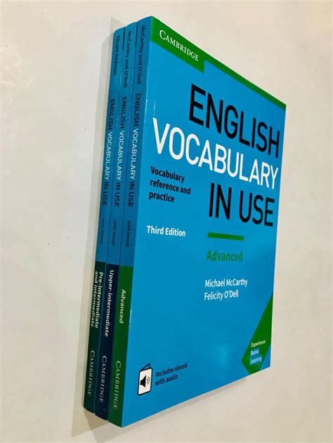 English Vocabulary In Use 3 Cuốn