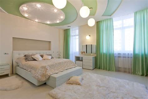 The wood headboard in rustic wood finish and including green on the color scheme of your bedroom decor is always a good idea since you will have an admirable and comfortable room. 93 Modern Master Bedroom Design Ideas (Pictures ...