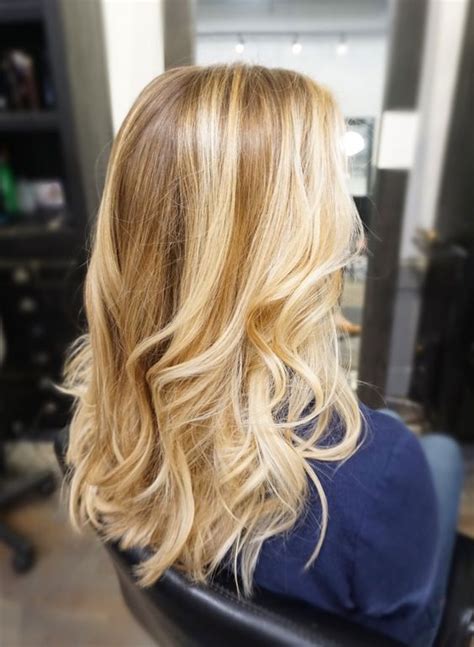 Butter Blonde Balayage Hair Color Butter Blonde Hair Blonde Color My