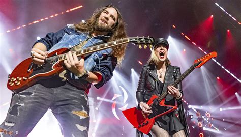Halestorm Announce New Album Back From The Dead Premiere Defiantly