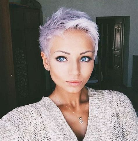 Toutes les tendances coiffures pour cheveux courts à suivre. Idées Coupe cheveux Pour Femme 2017 / 2018 - 40 coiffures courtes et faciles à coiffer ...