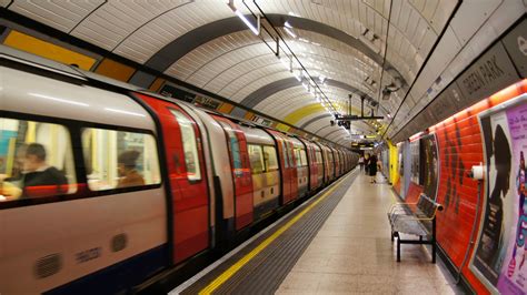 Heres When 4g Is Allegedly Hitting The London Underground