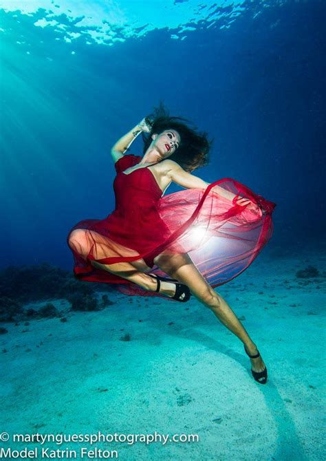 Underwater Fashion Photography With Model Katrin Felton Underwater