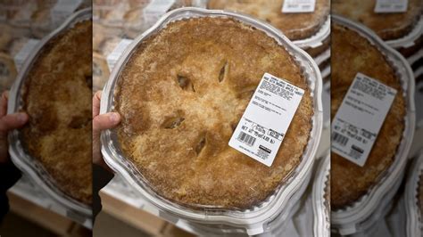 There S A Secret To Eating And Serving Costco S Apple Pie