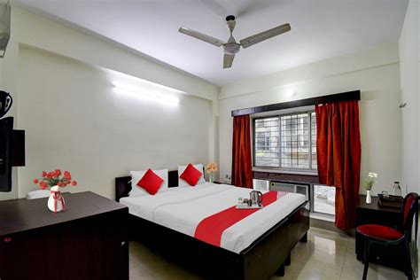 Oyo Flagship Nayak Palace Inn Near Birla Mandir Flagship Kolkata Book