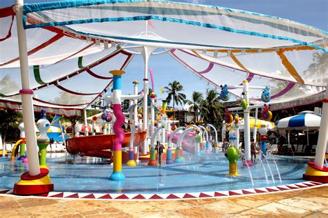 Inpark Magazine Empex Aquacircus Debuts At Beachpark Fortaleza Brazil