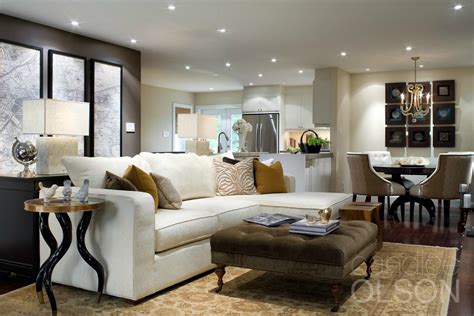 Ivory Sofa Decorating Ideas This Living Room Design With Sectional Sofa Graphic Has 20