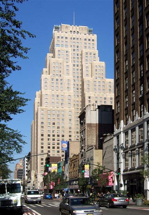 Wyndham New Yorker Hotel Manhattan Nyc New York City Buildings