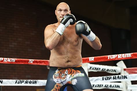 Tyson Fury Betting Favorite to Beat Deontay Wilder for Trilogy Fight in