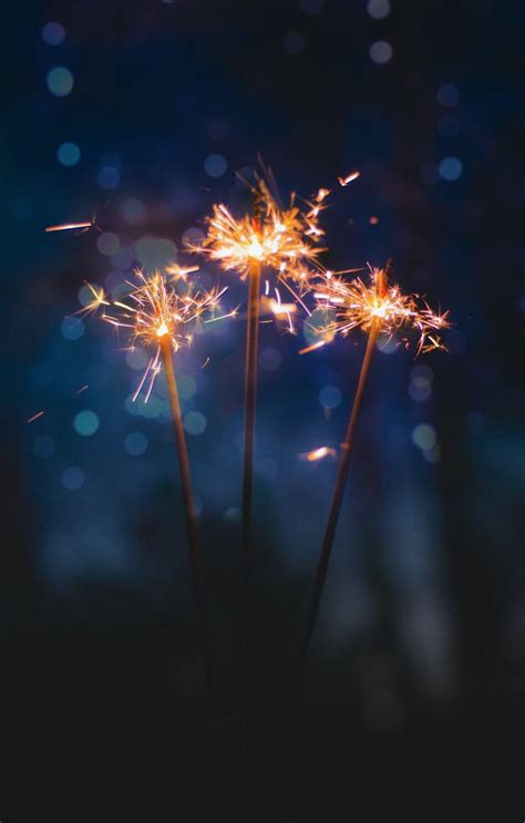 Sparklers Wallpapers Top Free Sparklers Backgrounds Wallpaperaccess
