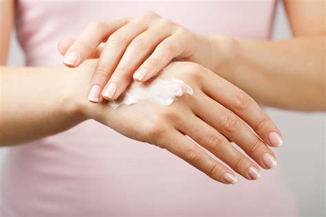 Dry Skin Remedies 6 Easy Ways To Treat Dry Skin Fast