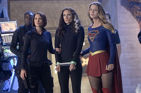 Supergirl Season 1 Blu Ray Review Scifinow The Worlds Best Science