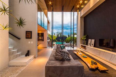 Modern Brazilian Home Taking An Elegant Approach To Design