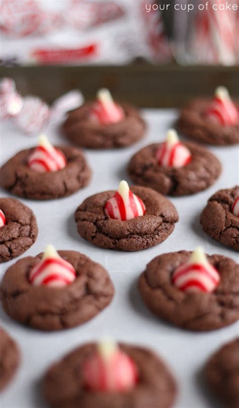 Hershey's kiss cookies are soft and chewy chocolate cookies topped with hershey kisses, ready in under 30 minutes! Hershey Kiss Christmas Cookies / Cookies Holiday Hersheys ...
