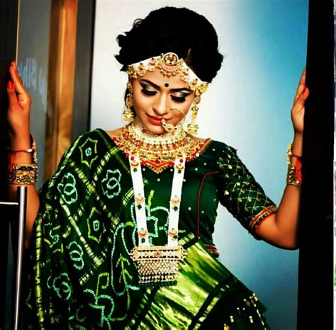 pin by urmilaa jasawat on abridal photography indian wedding fashion wedding lehenga designs