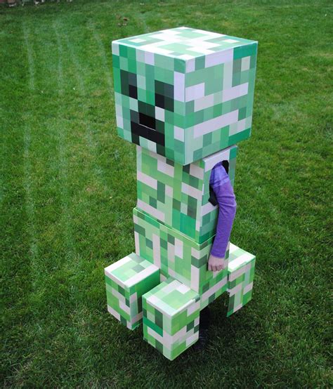 Telescoping Minecraft Creeper Costume 7 Steps With