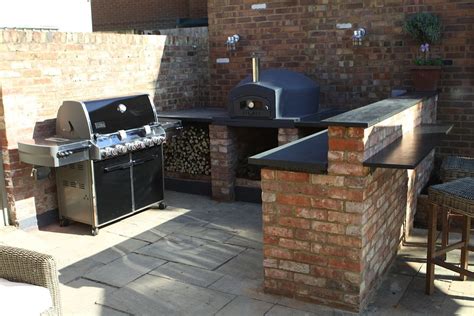 Building Brick Barbecue Grill On The Backyard Is Surprisingly Easy To Do Weve Got You Covered