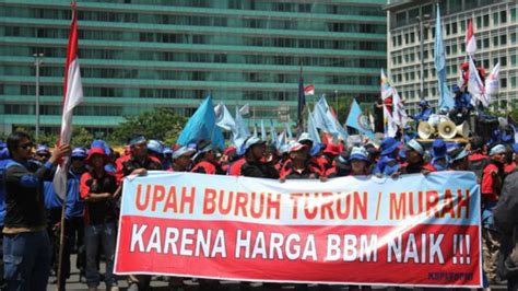 Demo Buruh Di Jakarta Menentang Kenaikan Bbm Bbc News Indonesia