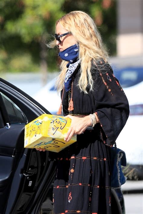 A usda certified organic grocer in the united states. RACHEL ZOE Shopping at Whole Foods in Malibu 07/08/2020 ...