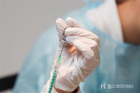 이낙연, 전남지지모임 발족…정세균, 반도체·백신 챙기기. "코로나백신 나와도 접종 안하겠다" ··· 세계 각국 비상 ...
