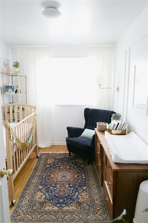 The black, white & grey color scheme is gorgeous and modern. 10 Gender-Neutral Nurseries & Kids' Rooms from Our Tours | Neutral kids room, Gender neutral ...