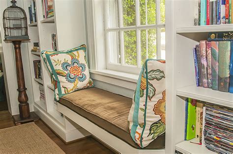 60 Reading Nooks Perfect For When You Need To Escape This World