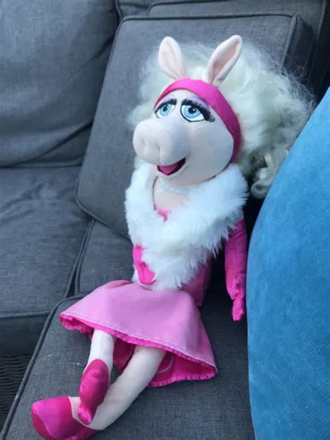 The Muppets Miss Piggy Plush 20 Inch Soft Toy Jim Henson Disney