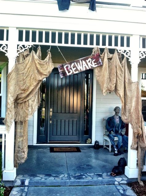 51 Spooky Diy Halloween Front Porch Decorating Ideas This Fall Diy