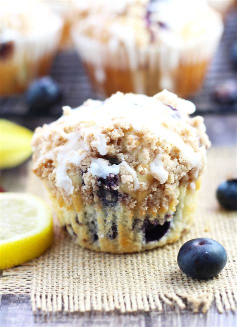 Blueberry Lemon Muffins With Crumb Topping 3 Yummy Tummies