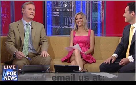 Fox News Anchor Upskirt Bobs And Vagene