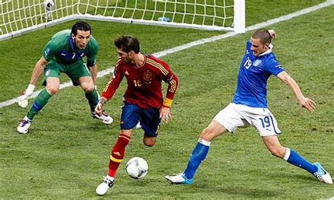 Ocho años antes, la roja comenzó a escribir su historia ganando en los penaltis a italia. Euro 2012: all the statistics you need from Opta ...