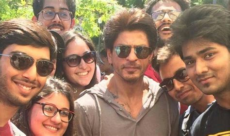 He played a role in the bollywood super duper movies named. Shah Rukh Khan and Gauri attend son Aryan's orientation in ...