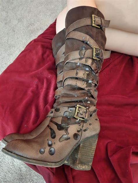 I Always Love Getting A Huge Cumshot On My Boots Before A Night Out R