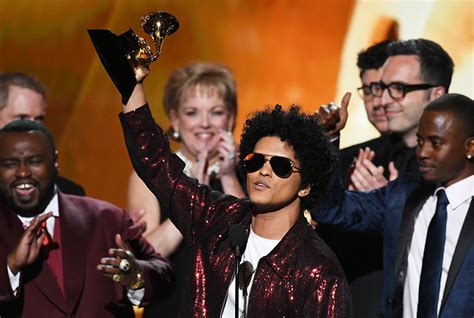 Bruno Mars Wins Big At 2018 Grammy Awards Sqoop Its Deep