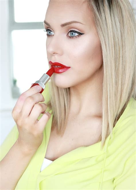 How To Rock A Red Lip This Valentines With Clinique Red Lips Beauty Lips